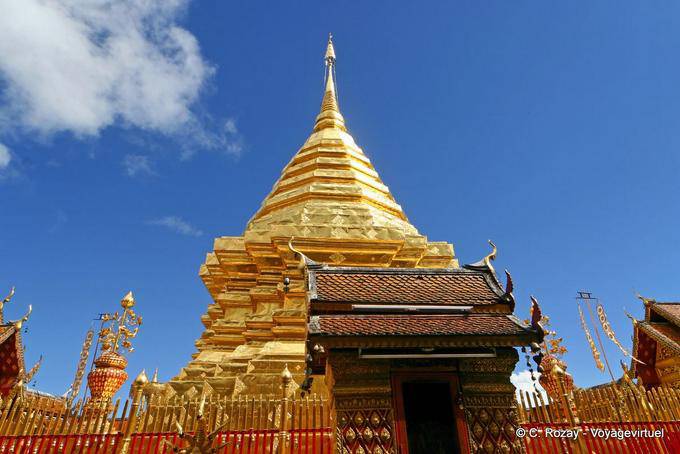 Gran Stupa (chedi), Wat Doi Suthep, Chiang Mai - Tailandia
