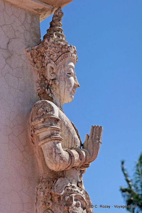 Perfil Piedra Ho Trai, Wat Phra Singh, de Chiang Mai - Tailandia