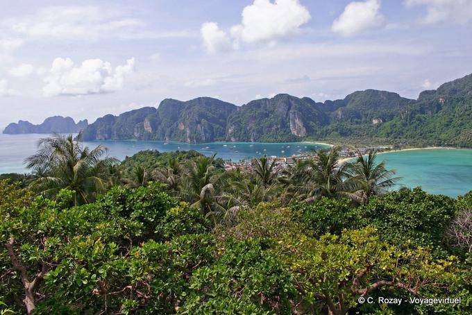 Bayas y Loh Dalam Tonsai, la isla Phi Phi - Tailandia