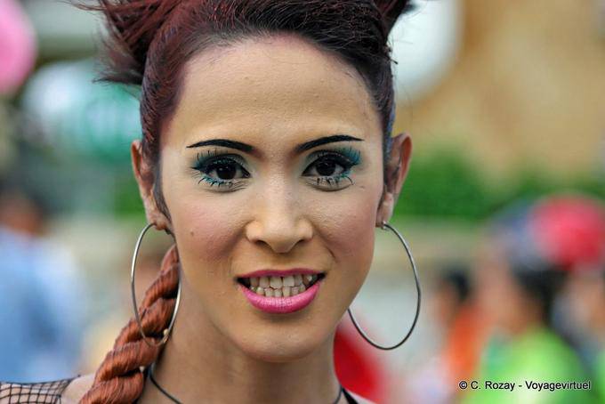 Sonrisa carnívora, Festival de Patong, Phuket - Tailandia