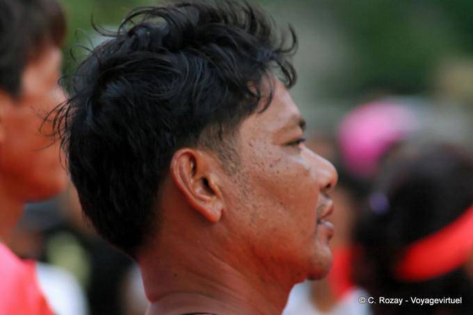 Hombre Perfil, Festival de Patong, Phuket - Tailandia