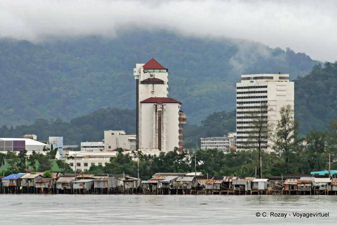 Vista de la ciudad, la ciudad de Phuket gitana - Tailandia
