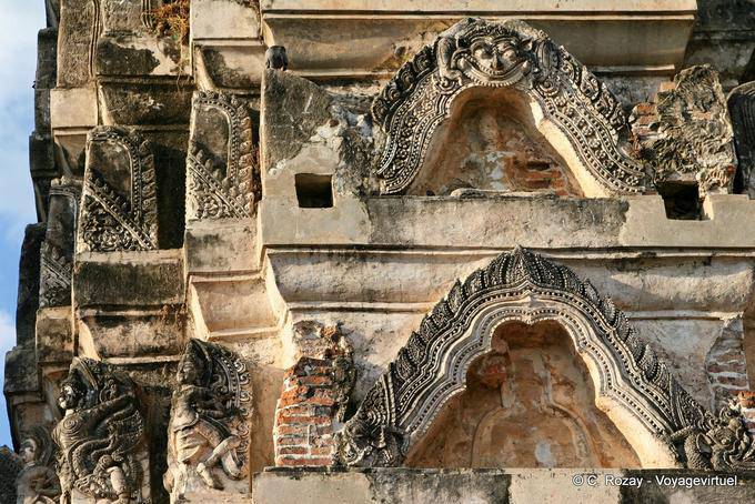 Detalle de Prang, Sri Sawai, Sukhothai - Tailandia