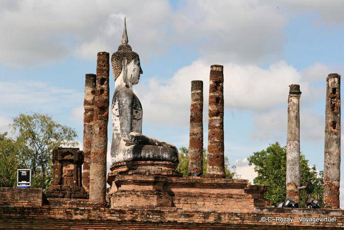 Buda Perfil Gran Viharn, Sukhothai, Sukotai - Tailandia