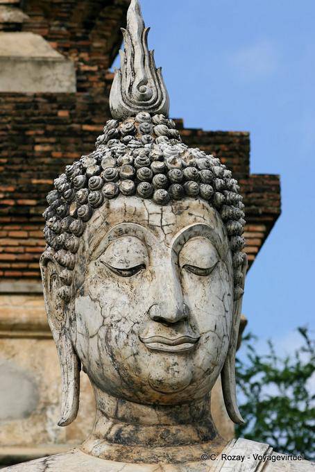 Cabeza de la estatua de Buda, Sukhothai, Sukotai - Tailandia