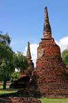 Chedi dañado Pequeño, Wat Phra Sri Samphet, Ayutthaya, Tailandia.