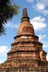 Incompleto Chedi, Wat Raj Burana, Ayutthaya, Tailandia.