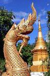 Cabeza del Naga, Wat Doi Suthep, Chiang Mai, Tailandia.