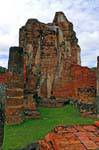 Ruinas de laterita de color, Sukhothai, Wat Phra Pai Luang, Tailandia.