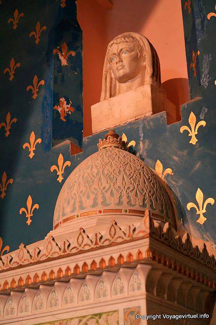 Busto en Cartago Acropolium, Capilla Luis IX, Catedral de Saint Louis - Túnez