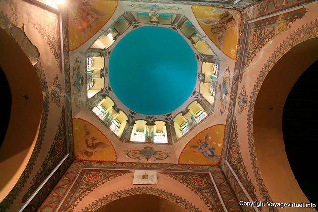 Cartago, Catedral de Saint Louis, el gran crucero cúpula - Túnez