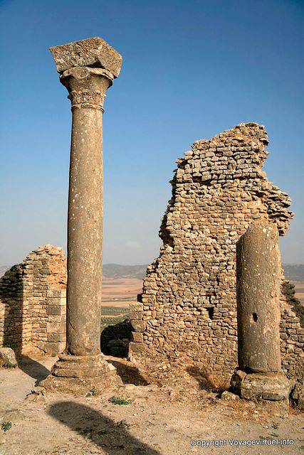 Dougga, ruinas del templo de Concordia - Túnez