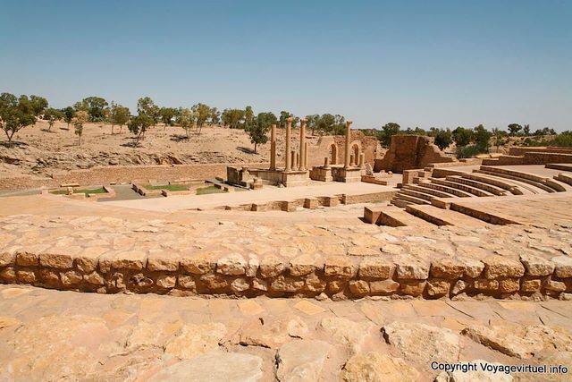 Sbeïtla, teatro, vestigio de la antigua Sufetula - Túnez