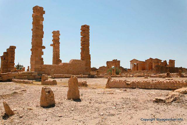 Sbeïtla, panorámica sitio arqueológico de la iglesia Servus - Túnez