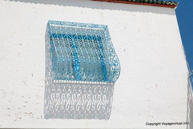 Sidi Bou Said, herrería sombra - Túnez