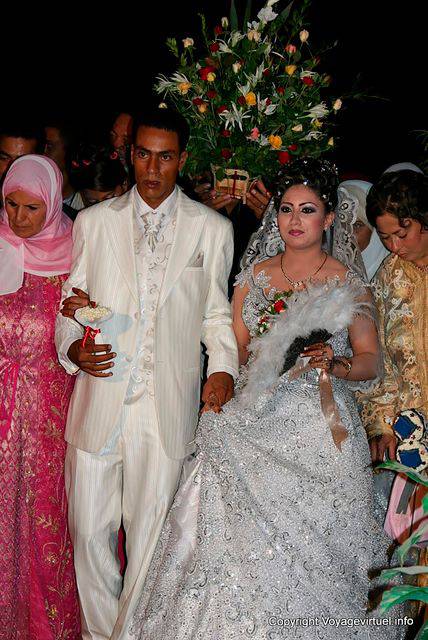 Partido ropa, Teboursouk boda - Túnez