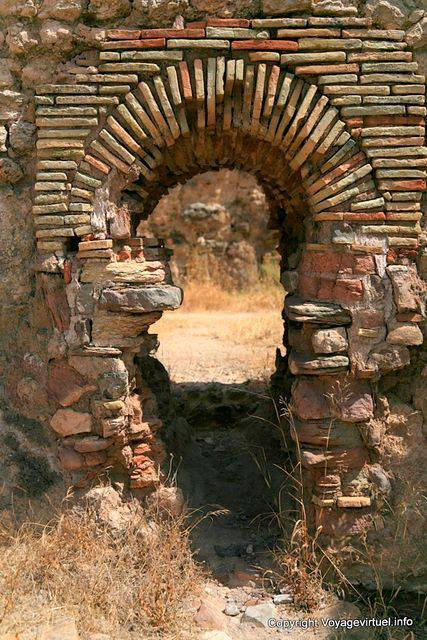 Thuburbo Majus, camino de ladrillo - Túnez