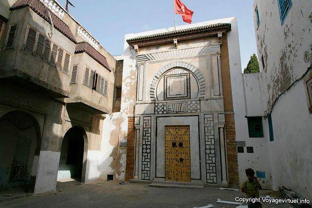 Túnez medina, dos velocidades courtyard - Túnez