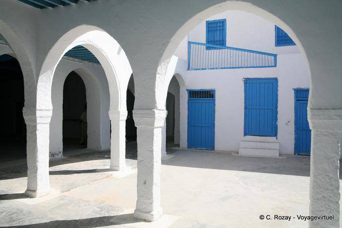Patio, sinagoga judía, Djerba - Túnez