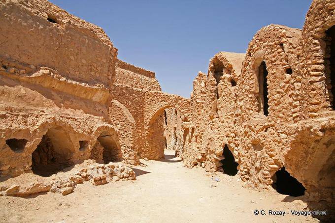 Las ruinas de la aldea Ksar Haddada - Túnez