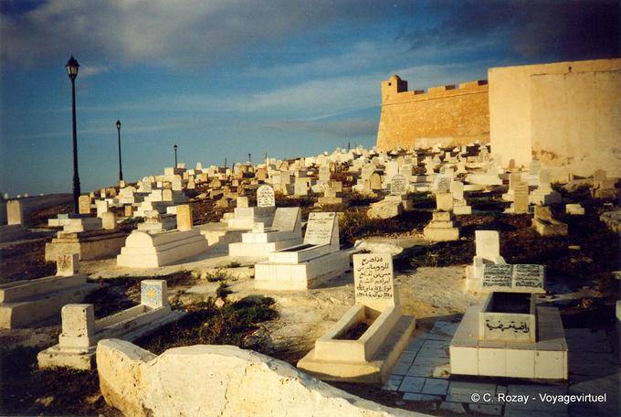 Cementerio antes de que las paredes, Mahdia Cap África - Túnez