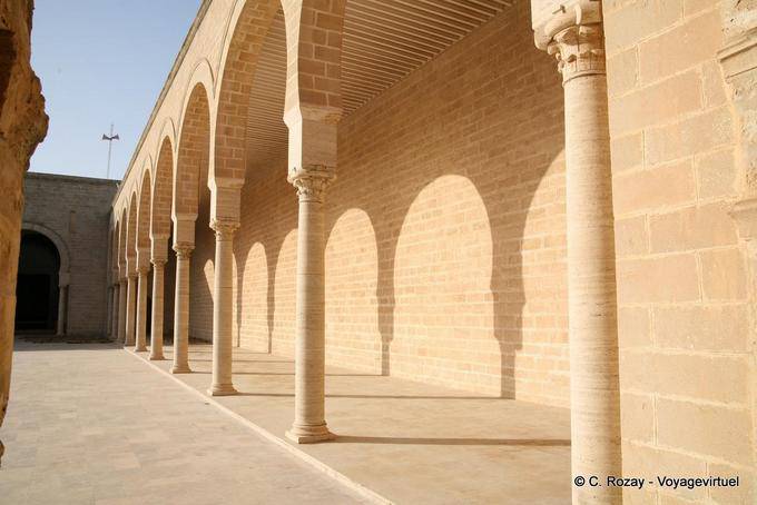 Arquitectura Religiosa Ifriqiya, la Gran Mezquita, Mahdia - Túnez