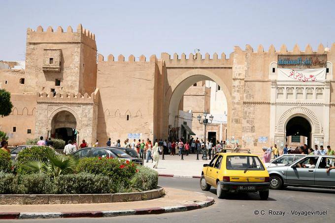 Sfax, puertas y fortificaciones de la ciudad - Túnez