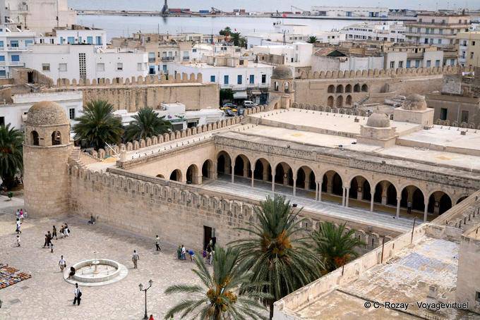 Sousse, la vista gran mezquita de la torre de la Ribat - Túnez