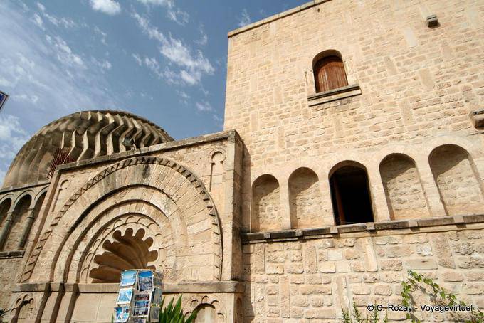Otro punto de vista de El Kalsout Kouhba, Sousse medina - Túnez