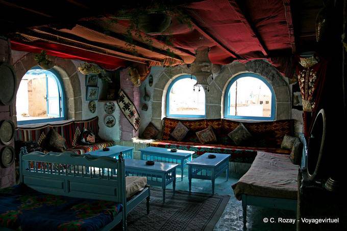 Decoración interior de una cafetería en la Medina de Sousse - Túnez