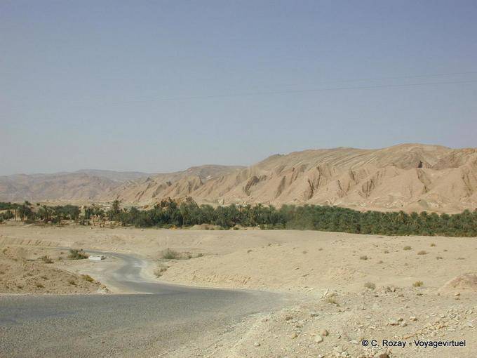 Llegada del oasis, Tozeur Nefta - Túnez