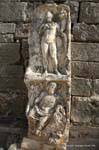Dougga, la escultura en la plaza de la Rosa de los Vientos, Túnez.