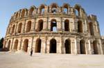 El Jem Coliseo, vista exterior del anfiteatro con los tres niveles de galerías, Túnez.