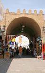 Bab Tunes, puerta Kairouan Medina, Túnez.