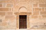 Pequeña puerta a los pies del minarete, Gran Mezquita de Sidi Oqba, Kairouan, Túnez.