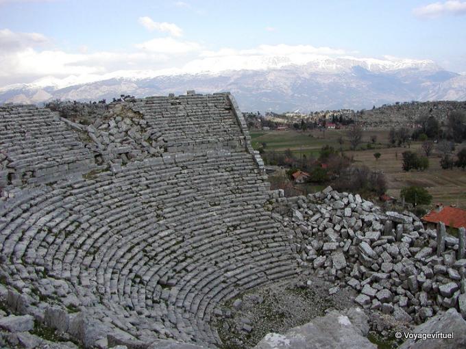 Teatro Selge, siglo segundo, 8.700 asientos - Turquía