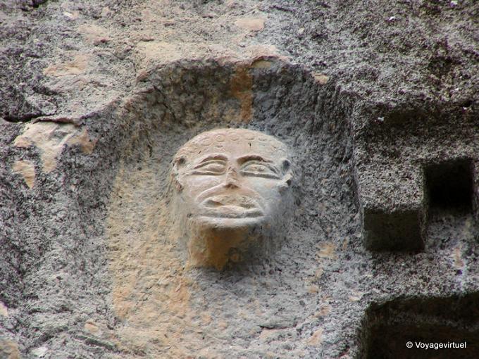 Cabeza tallada, Termessos - Turquía