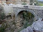 Antiguo puente sobre el Cañón de Köprülü, Turquía.